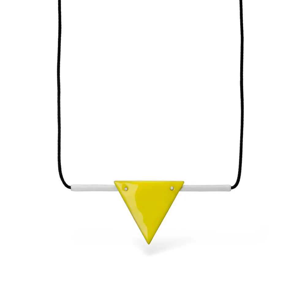 agapi-bau-jewels-triangle-collier-cordon-blanc-jaune image 1