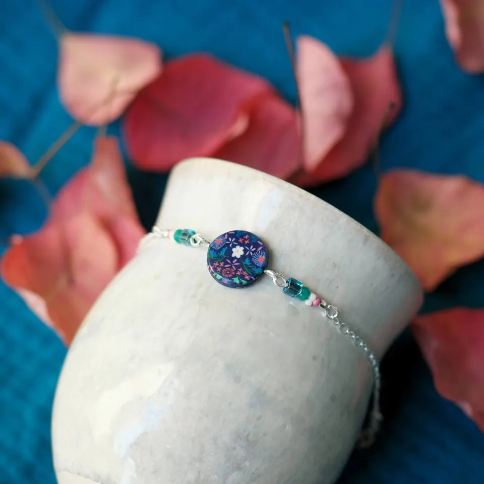 11prunes-nolana-bracelet-cabochon-floral-bleu-rose-argent image 1