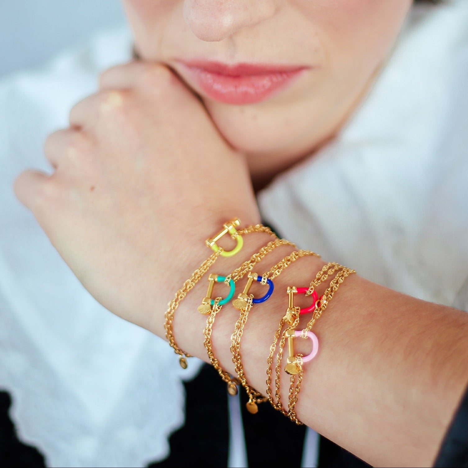 armeria-manilles-bracelet-cha-ne-marine-double-manille-rouge image 2