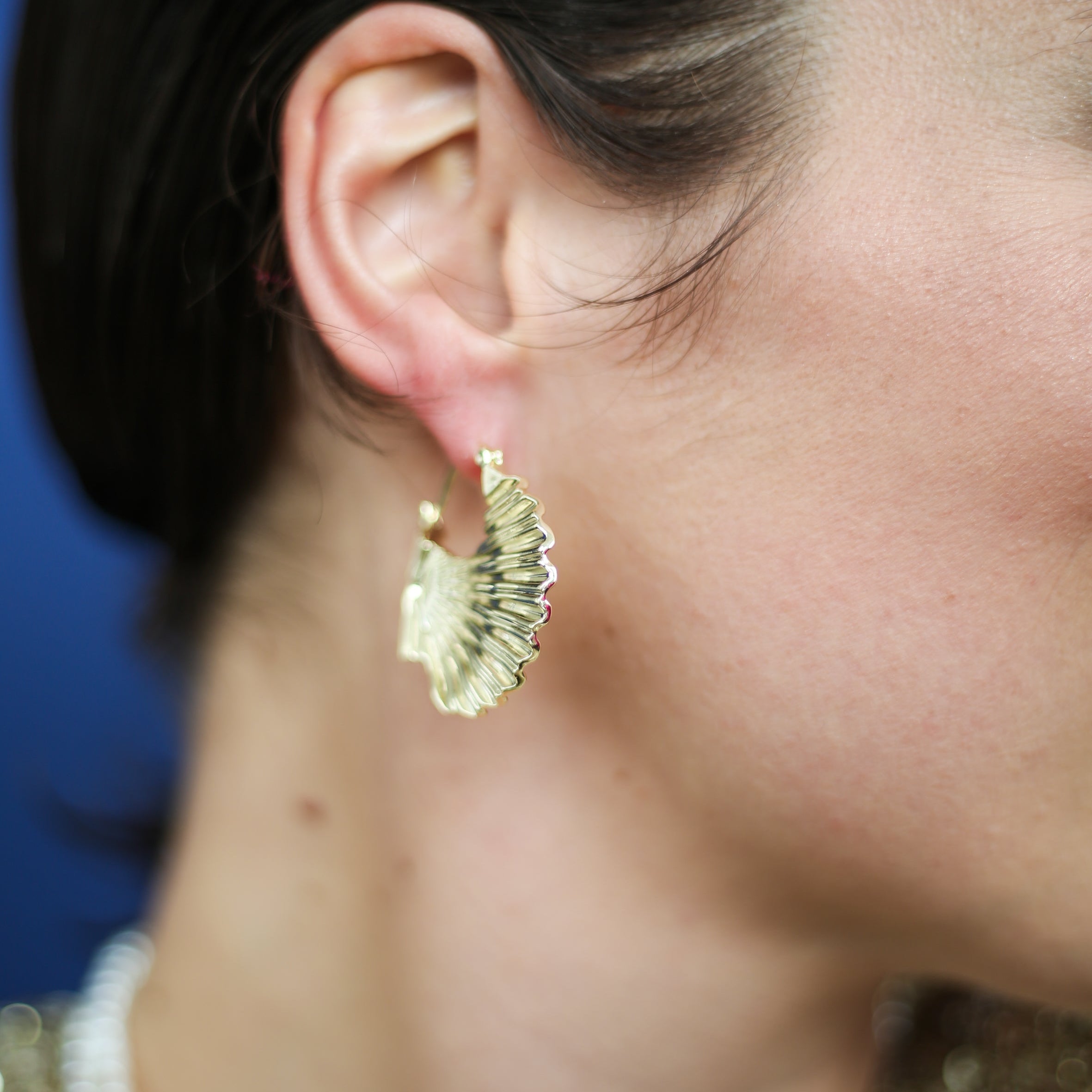 armeria-sainte-jakez-boucles-d-oreilles-coquille-or-fin-32mm image 3