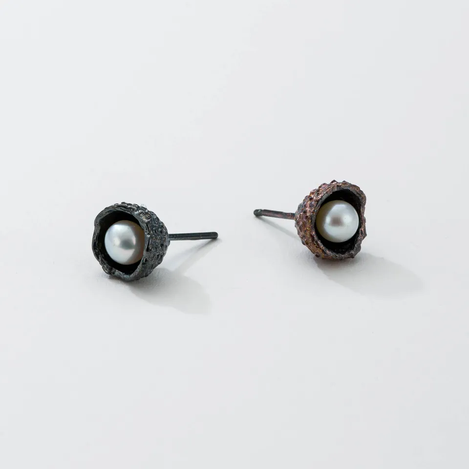 agapi-forestland-little-acorns-boucles-d-oreilles-perle-patine-rainbow image 1