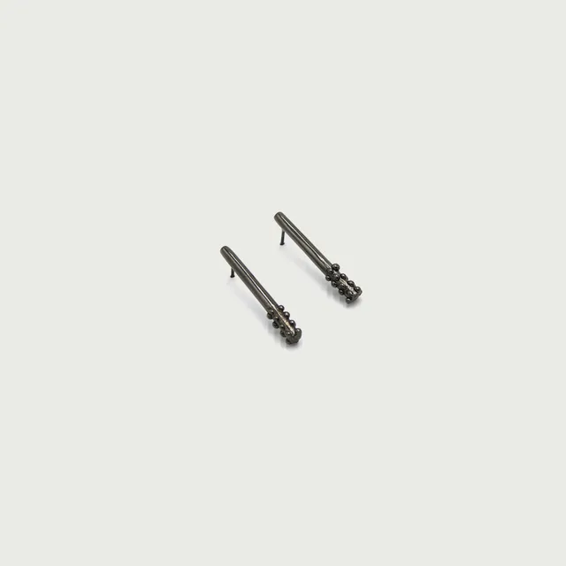 agapi-dropped-bubbles-boucles-medium-few-bubbles-rhodium image 1