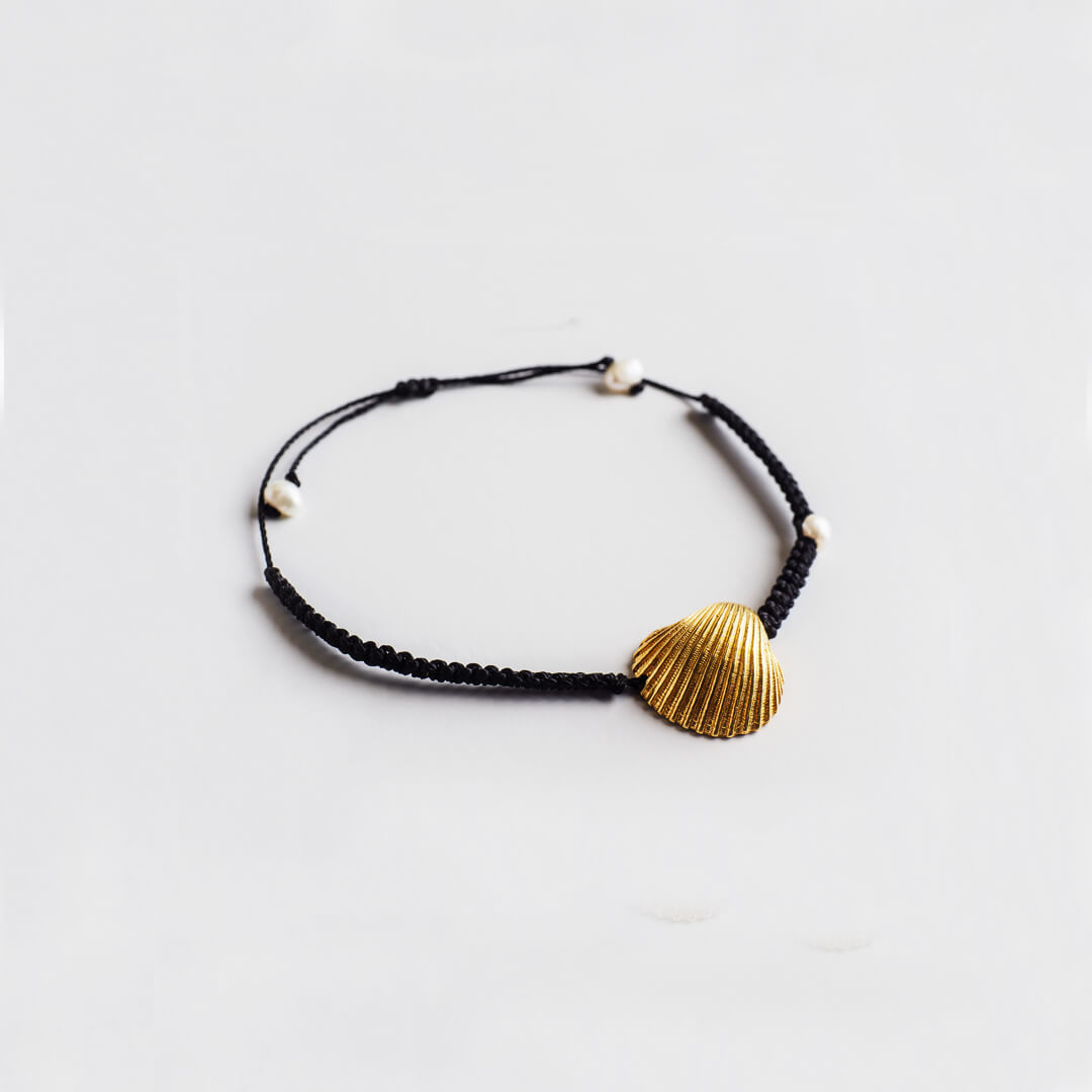 agapi-seastories-grande-oyster-bracelet-macram-dor image 1