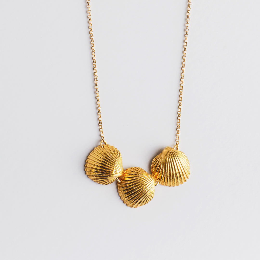 agapi-seastories-oyster-collier-trois-hu-tres-dor-44-cm image 3