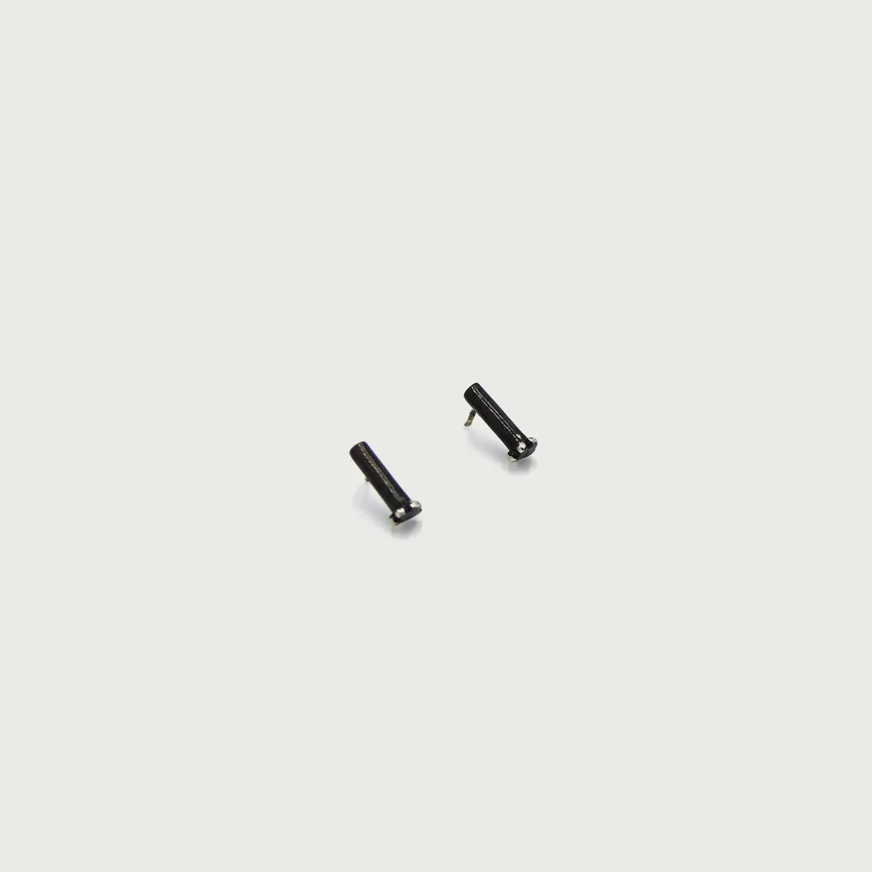 agapi-dropped-bubbles-petites-boucles-bulles-noires-oxydation image 1