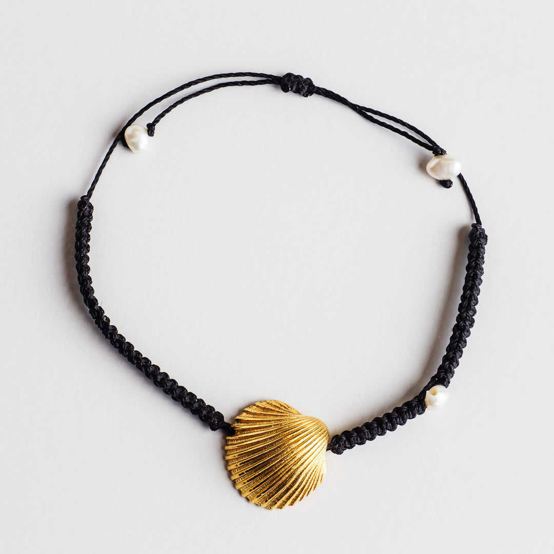 agapi-seastories-grande-oyster-bracelet-macram-dor image 3