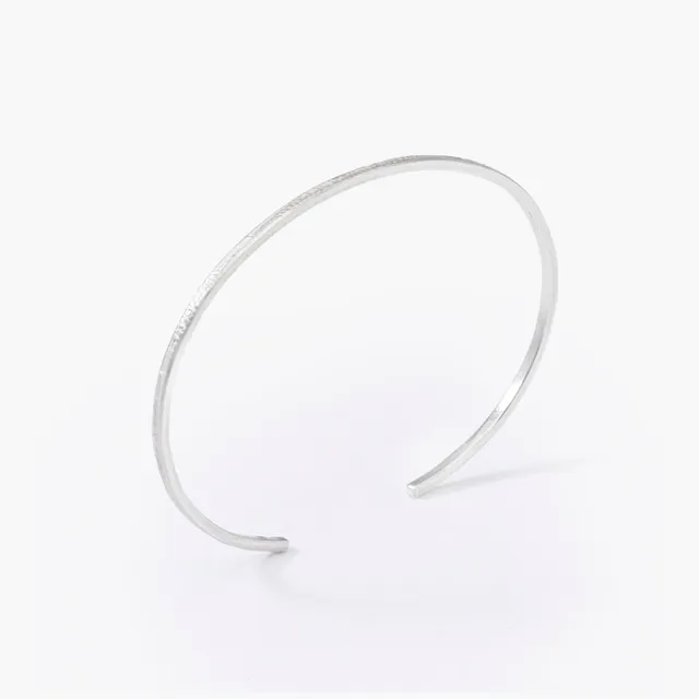 atelier-claire-marie-steinmetz-jonc-bracelet-argent-925-dentelle image 1