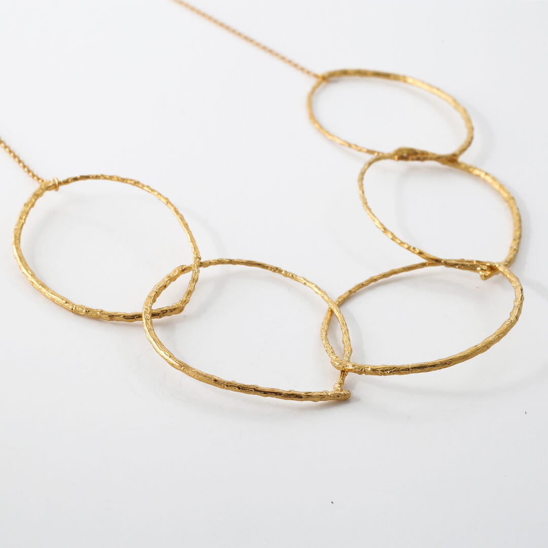 agapi-forestland-five-branch-hoops-collier-dor-plaqu-or-24k image 1