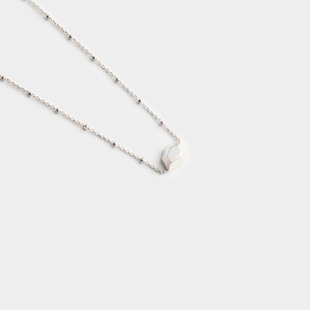 agapi-love-symbols-the-desire-collier-argent-925 image 3