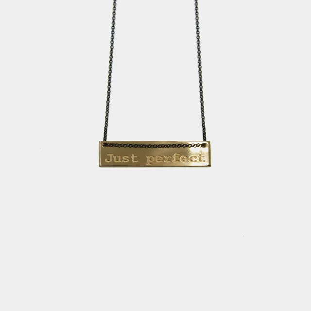 agapi-ids-just-perfect-collier-plaqu-or-42-cm image 1