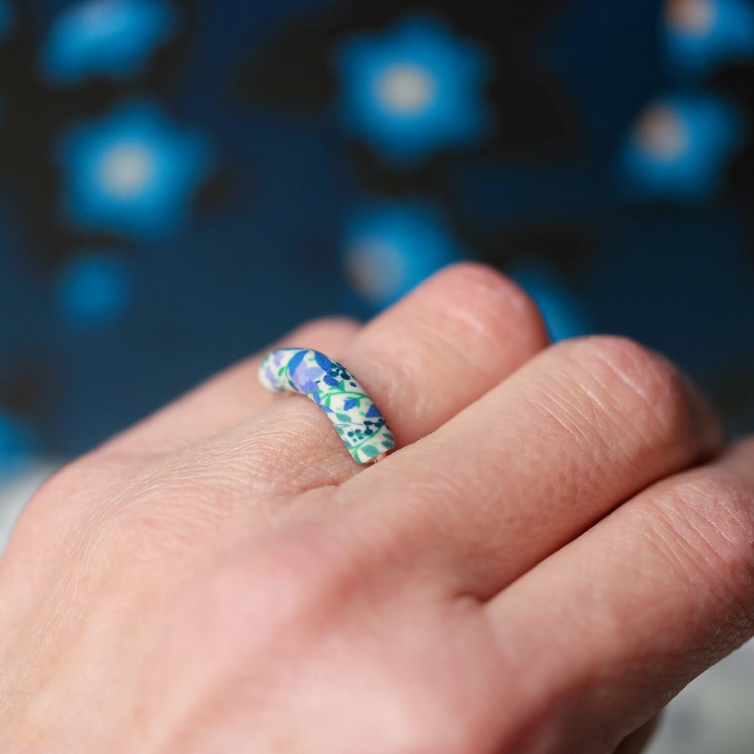 11prunes-phac-lie-bague-argent-925-motif-floral-bleu-vert image 3