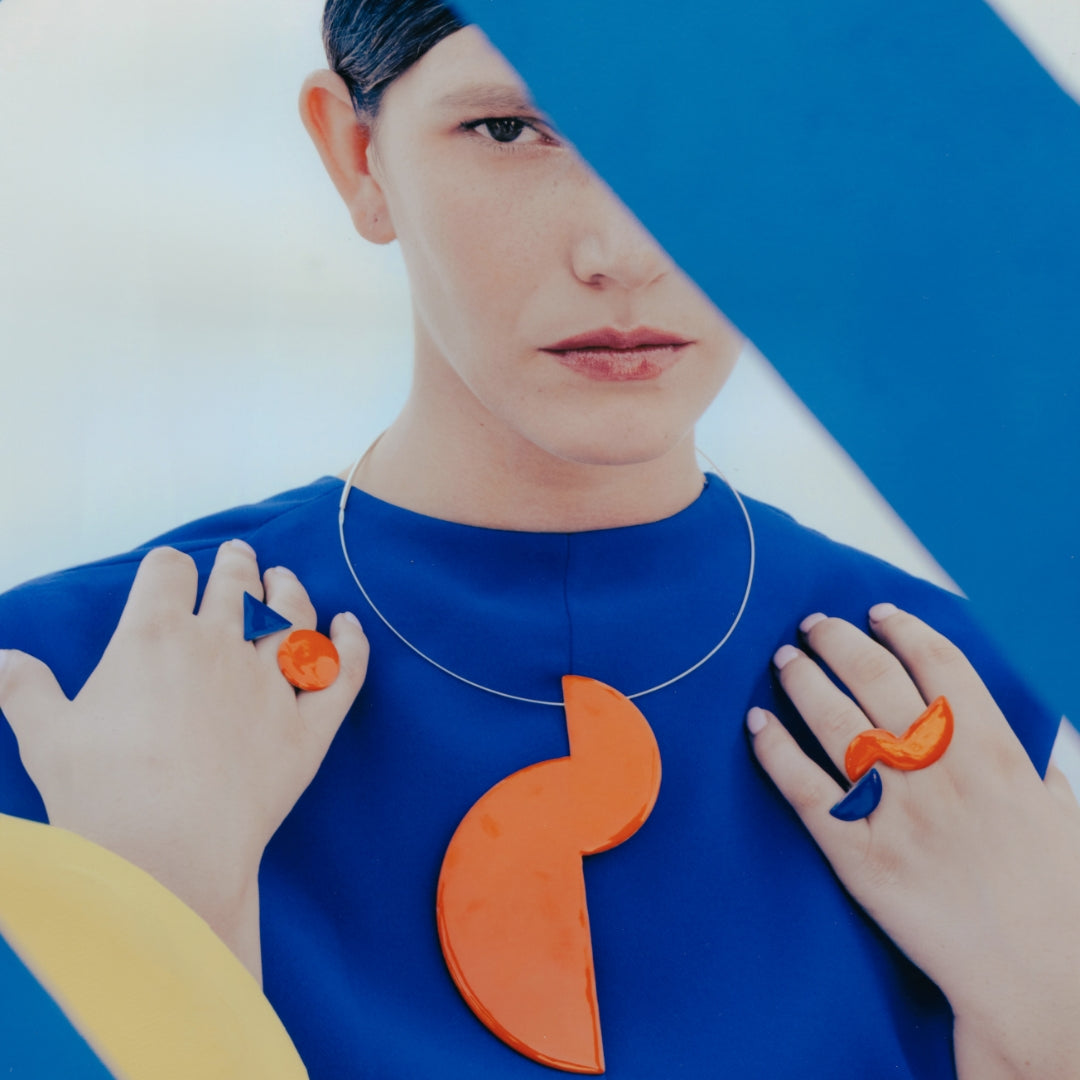 agapi-bau-jewels-balanced-i-collier-col-orange image 2
