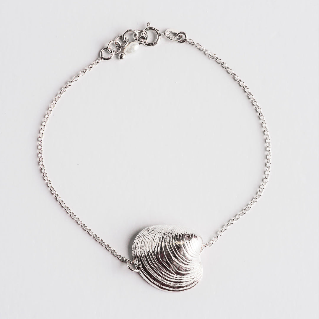 agapi-seastories-master-clam-bracelet-argent-coquillage image 3