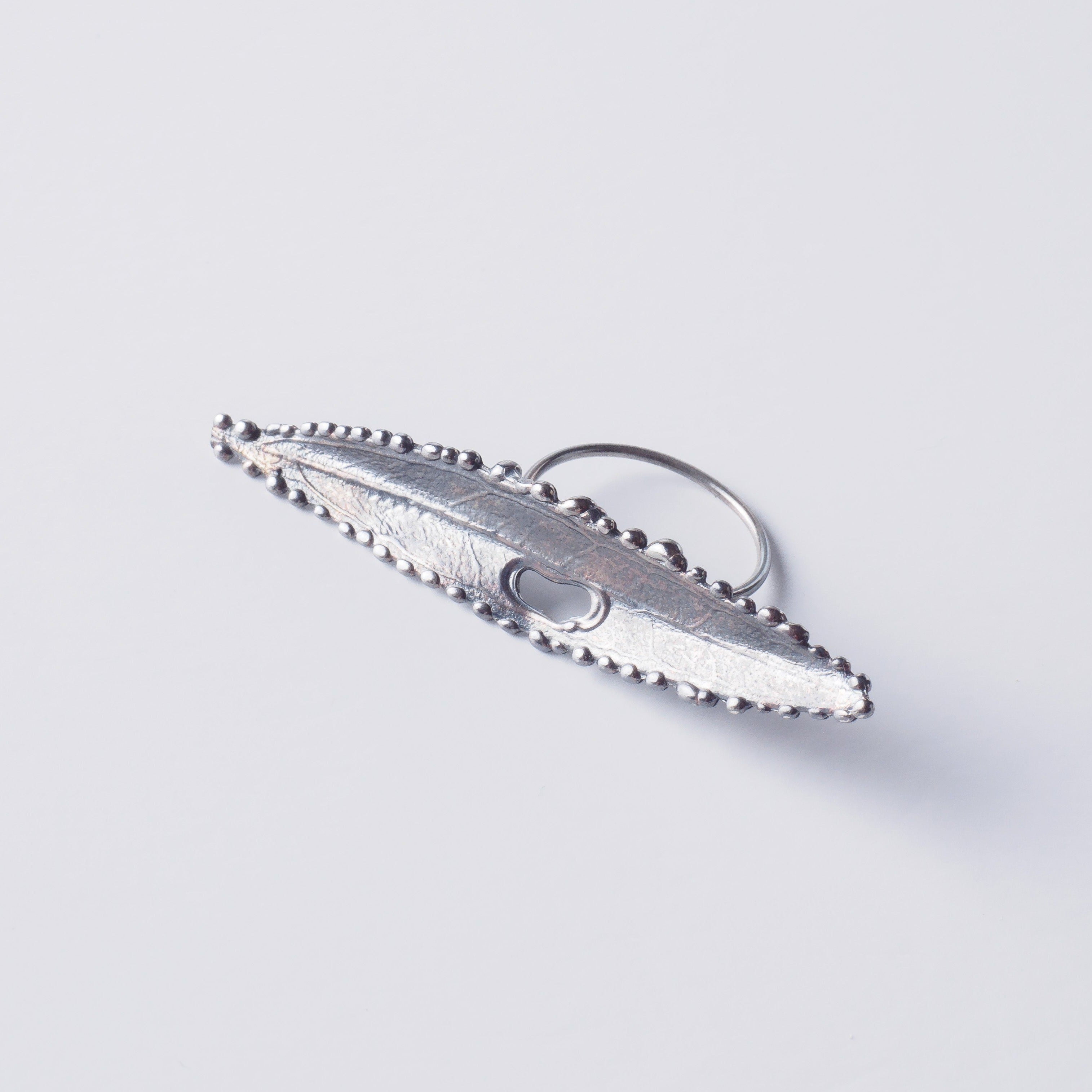 agapi-mediterranean-wild-olive-leaf-bague-feuille-argent-r-glable image 1