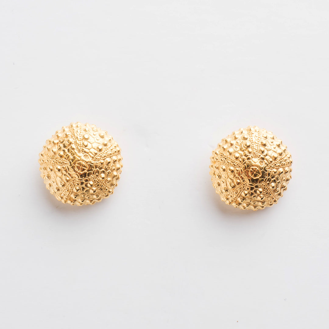 agapi-seastories-urchin-boucles-d-oreilles-oursin-dor image 1