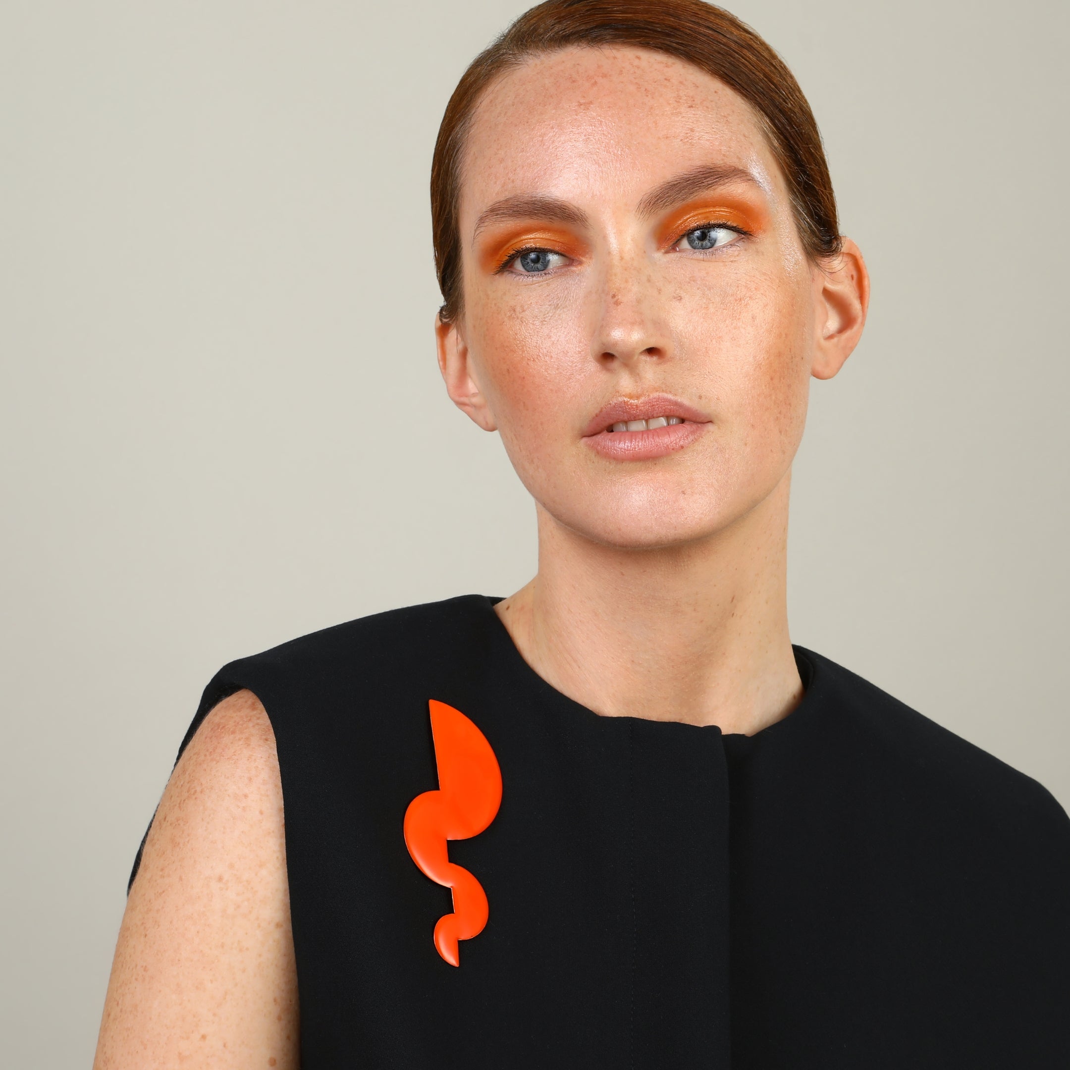 agapi-proportions-proportion-i-broche-orange-mail-12-cm image 2