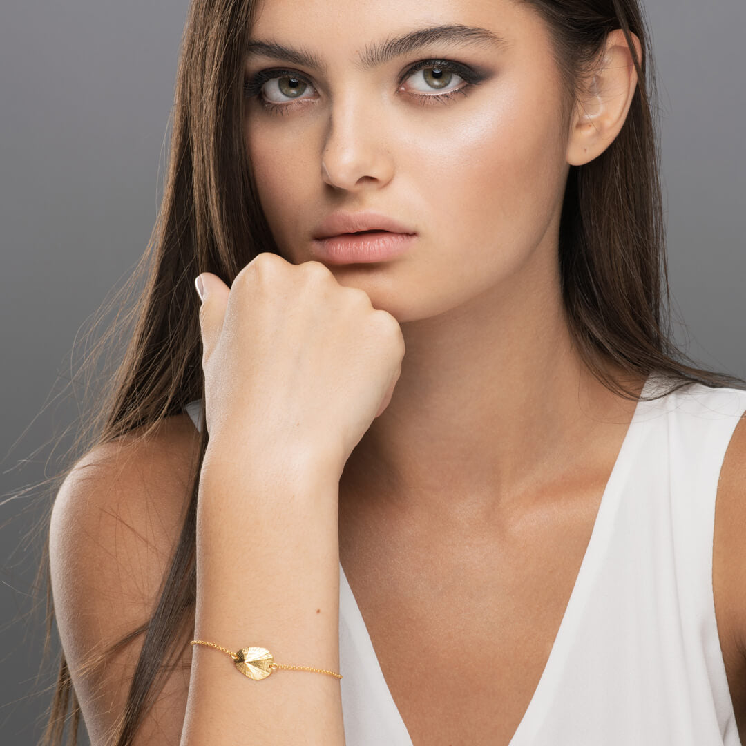 agapi-seastories-favourite-limpet-bracelet-argent-plaqu-or image 2