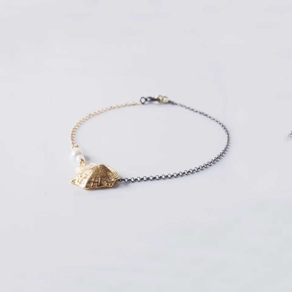 agapi-seastories-rock-limpet-bracelet-rhodium-noir-dor image 1