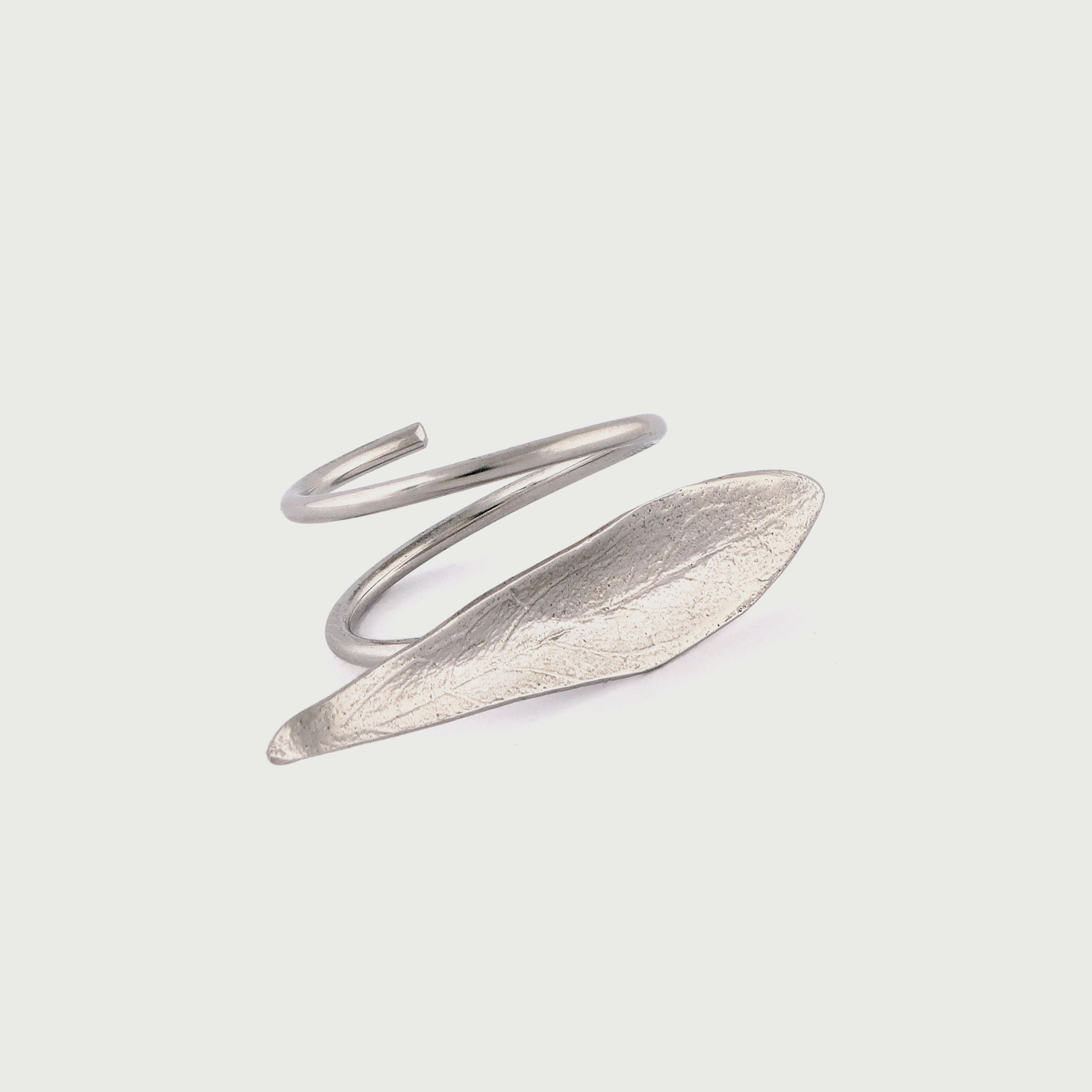 agapi-mediterranean-gold-bague-feuille-d-olivier-argent-r-glable image 3