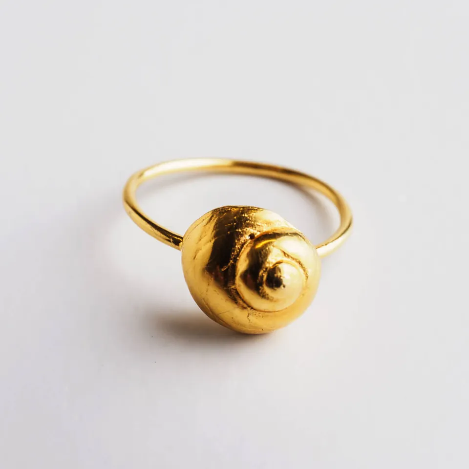 agapi-seastories-sea-snail-bague-argent-dor-or-taille-54 image 1
