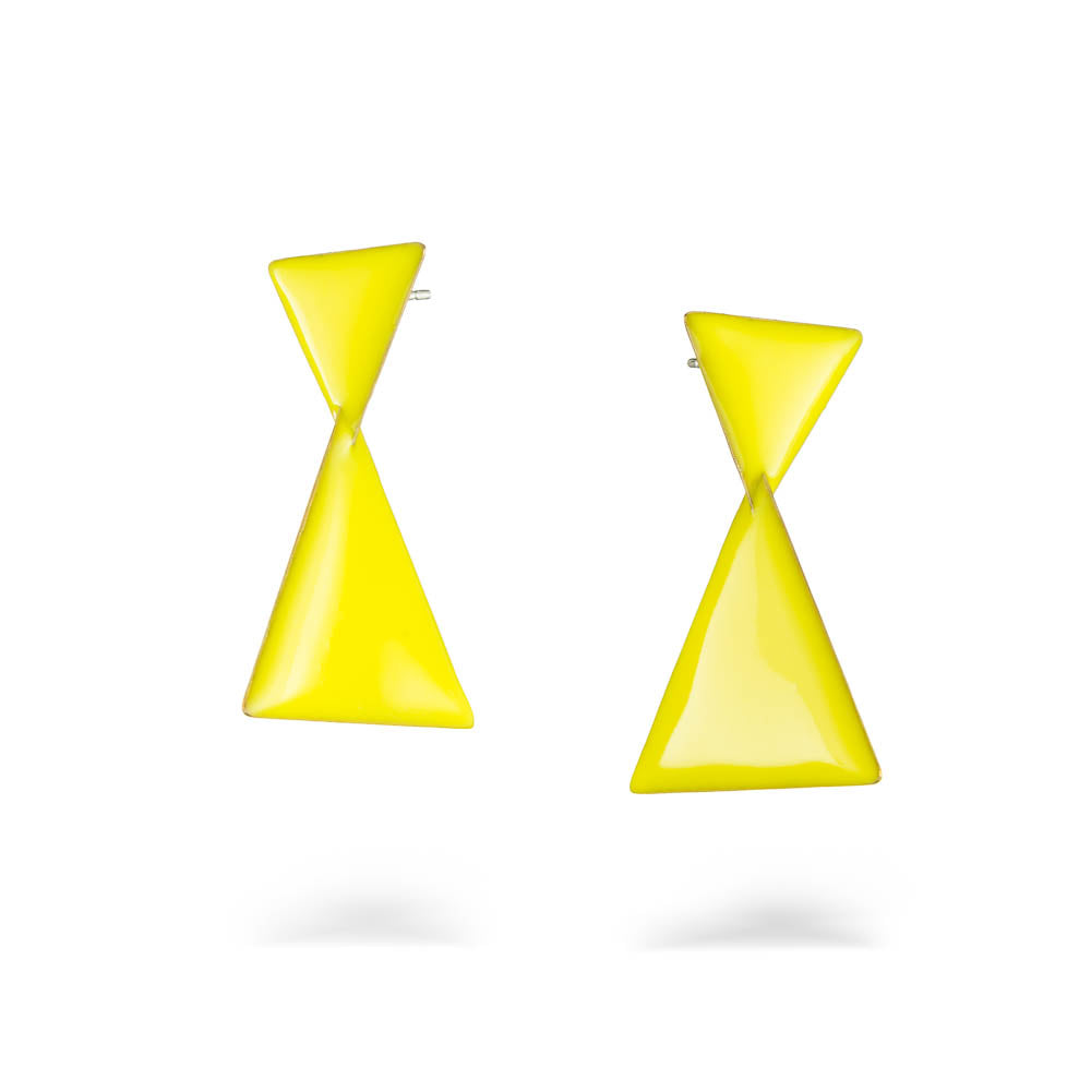 agapi-bau-jewels-semitriangle-boucles-d-oreilles-jaune-mail image 1