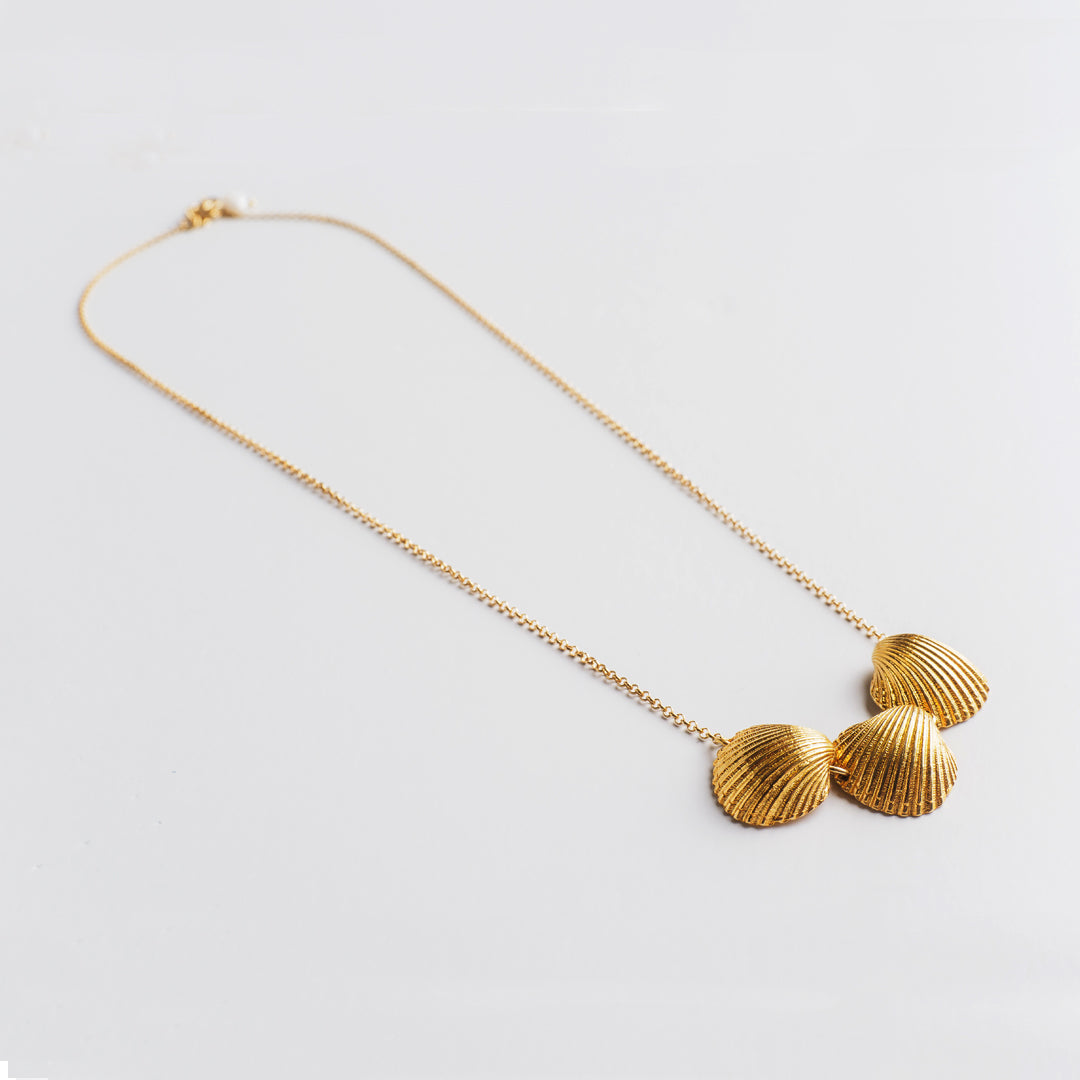agapi-seastories-oyster-collier-trois-hu-tres-dor-44-cm image 4