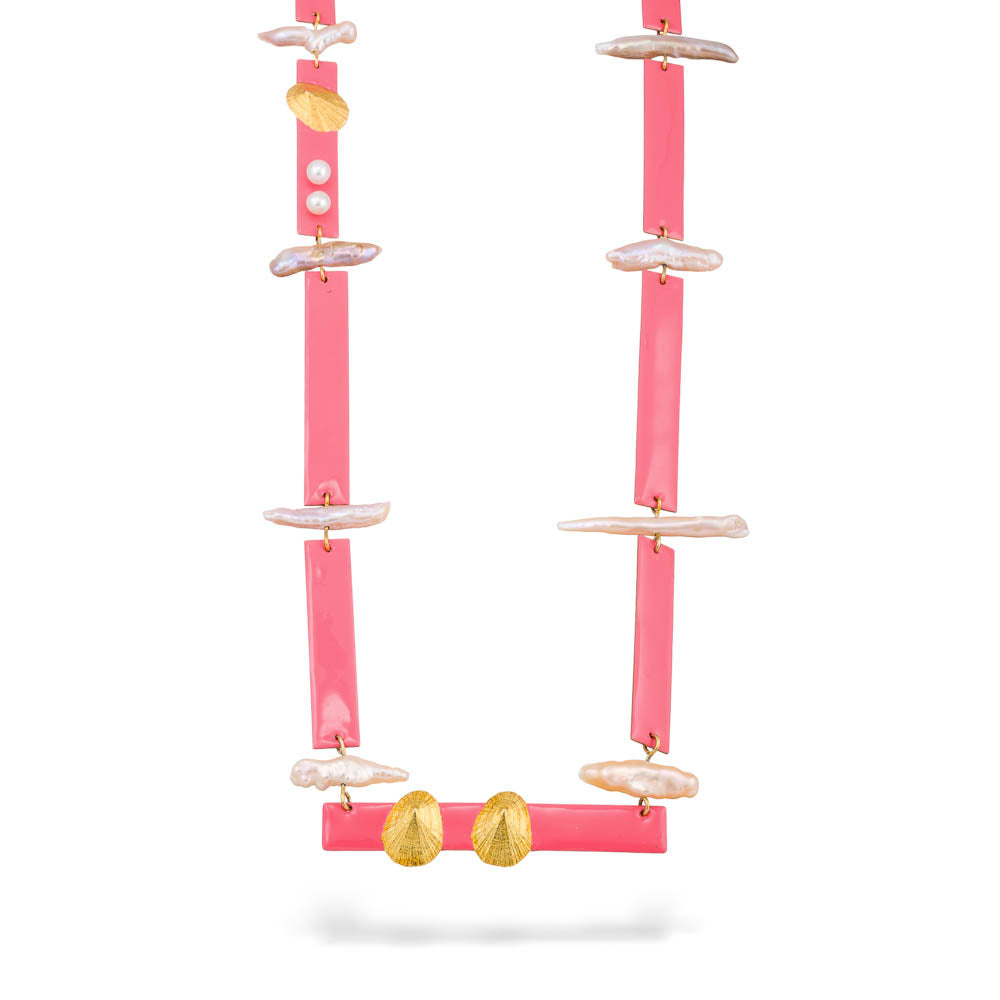 agapi-summer-in-the-city-cityscape-collier-corail-perles-dor image 1