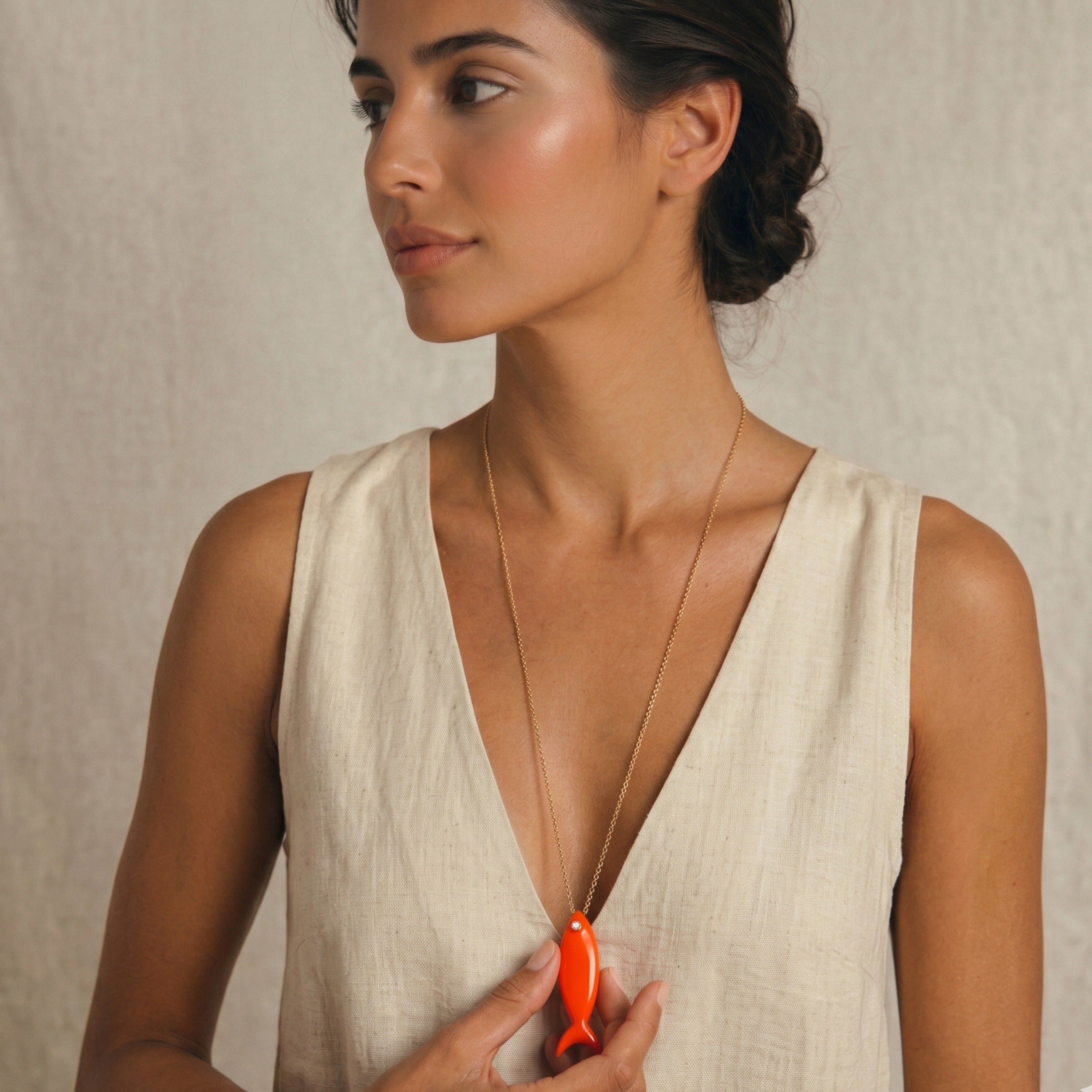 agapi-jewellery-the-fish-collier-poisson-orange-fluo-60-cm image 2