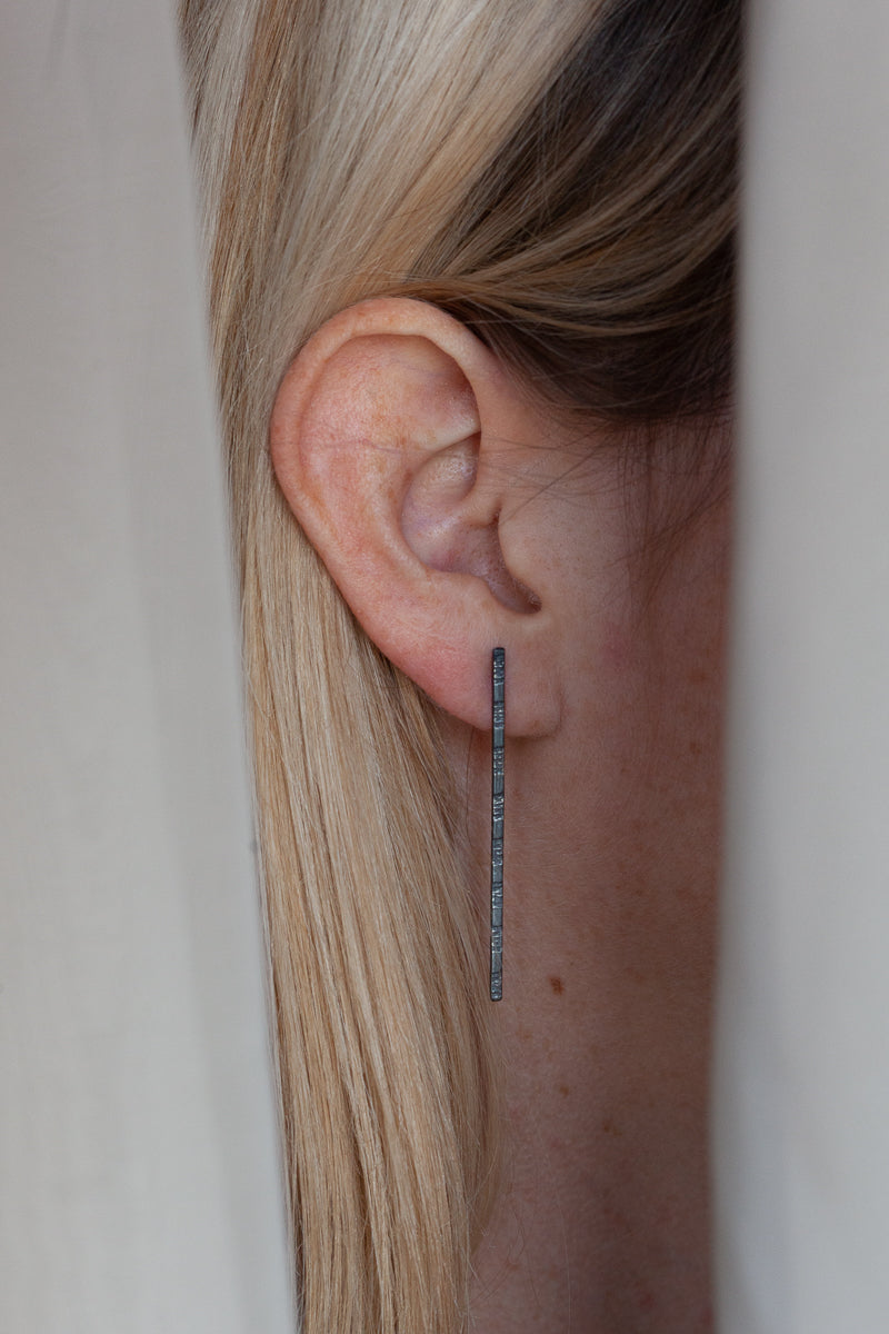 atelier-claire-marie-steinmetz-boucles-tige-boucles-argent-noir-4-cm image 2