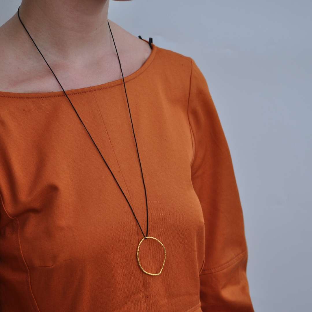 agapi-forestland-branch-hoop-collier-branche-plaqu-or-r-glable image 2