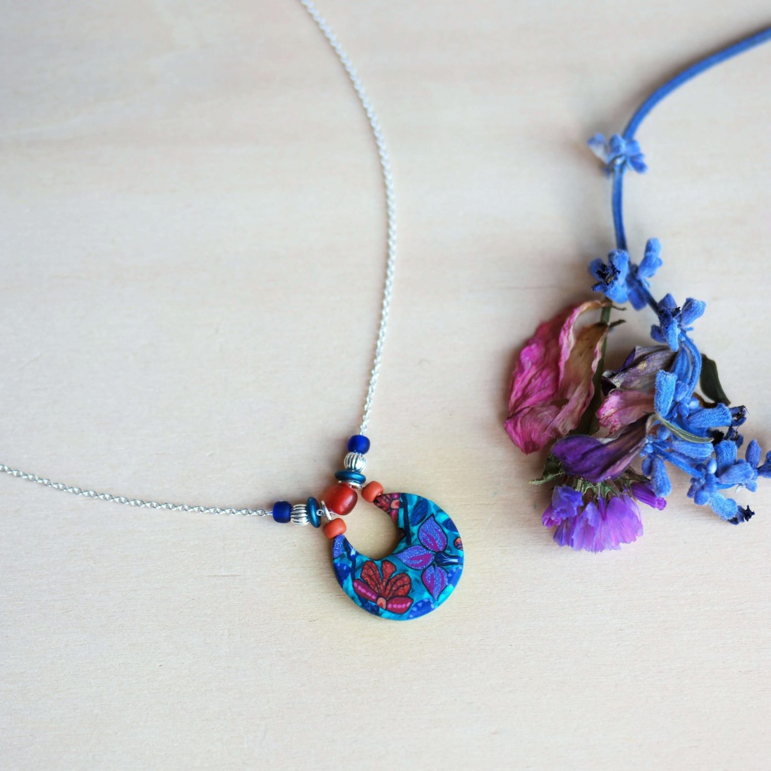 11prunes-clivia-collier-argent-pendentif-wax-violet-terracotta-42cm image 2