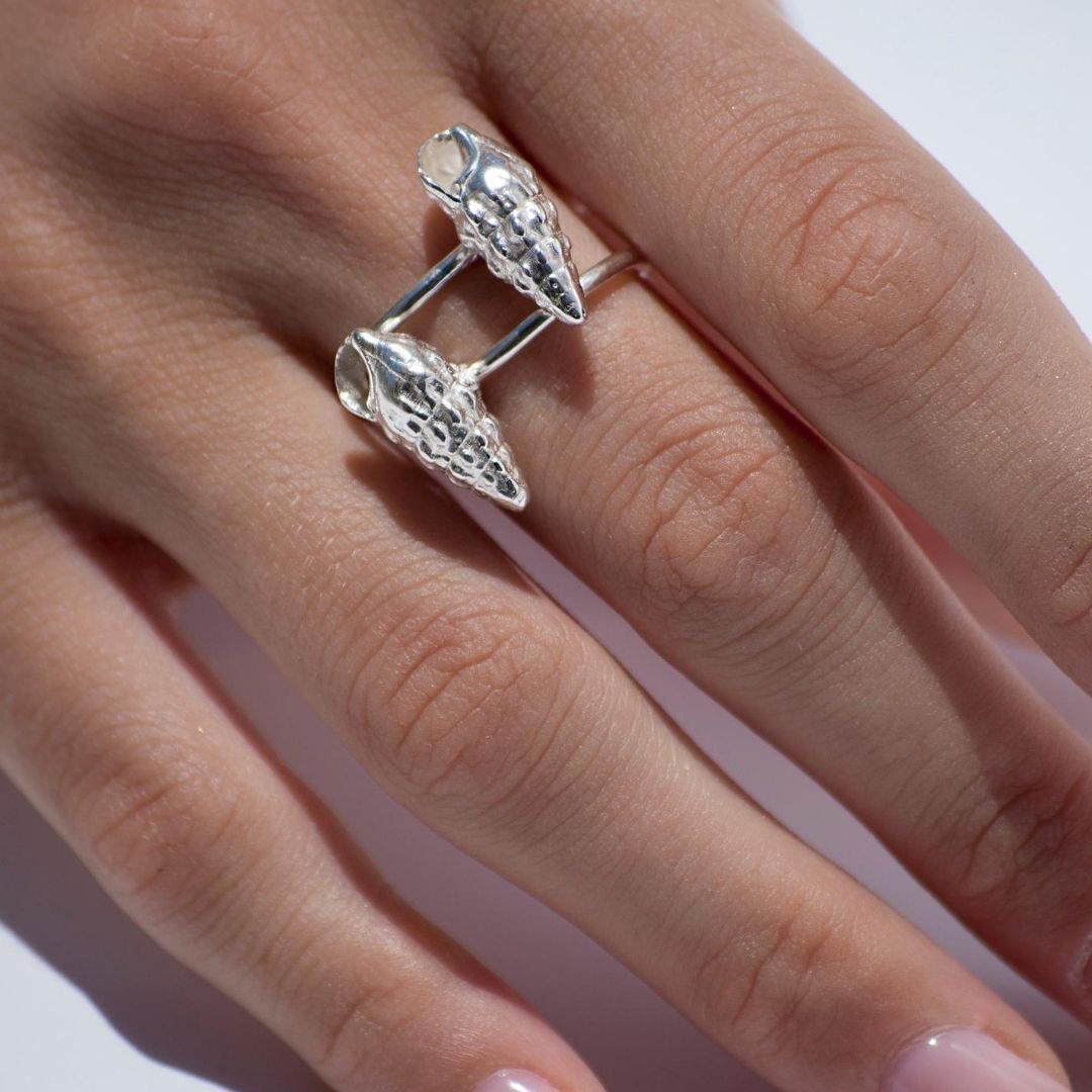 agapi-seastories-bague-twin-wild-seashells-argent-ajustable image 2