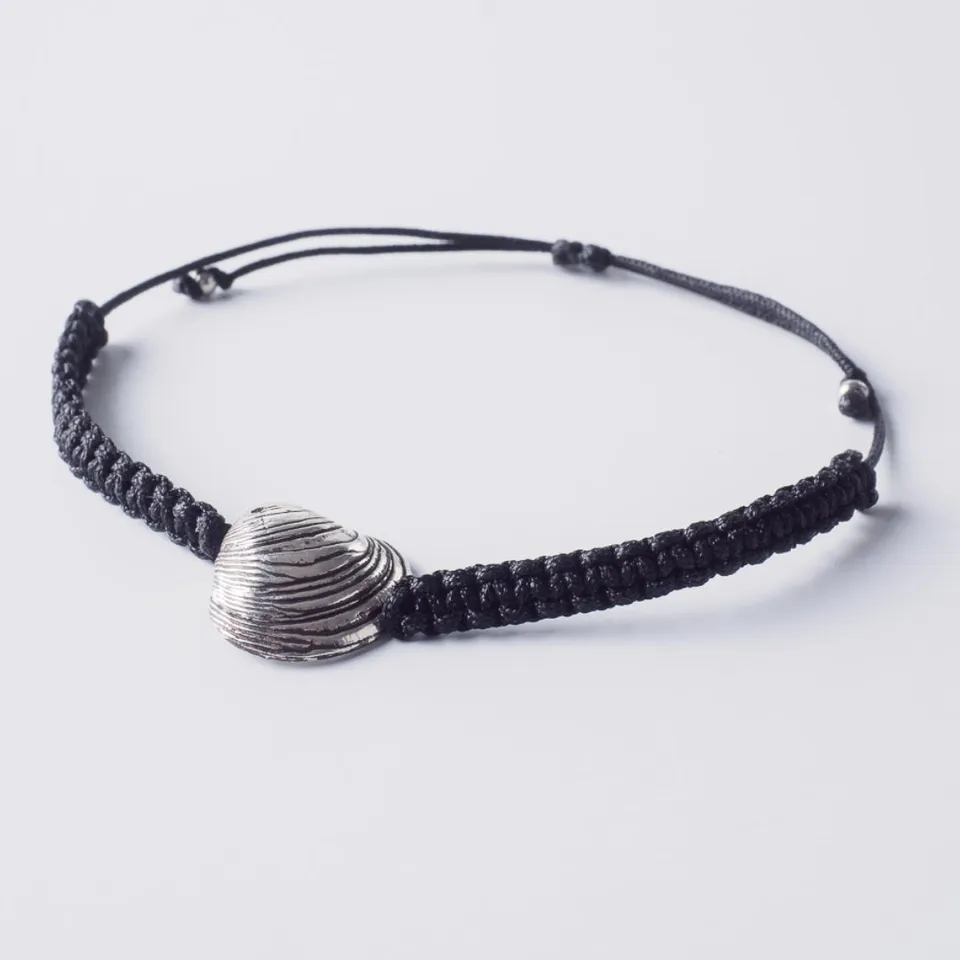 agapi-seastories-bracelet-macram-coquillage-argent-noir image 1