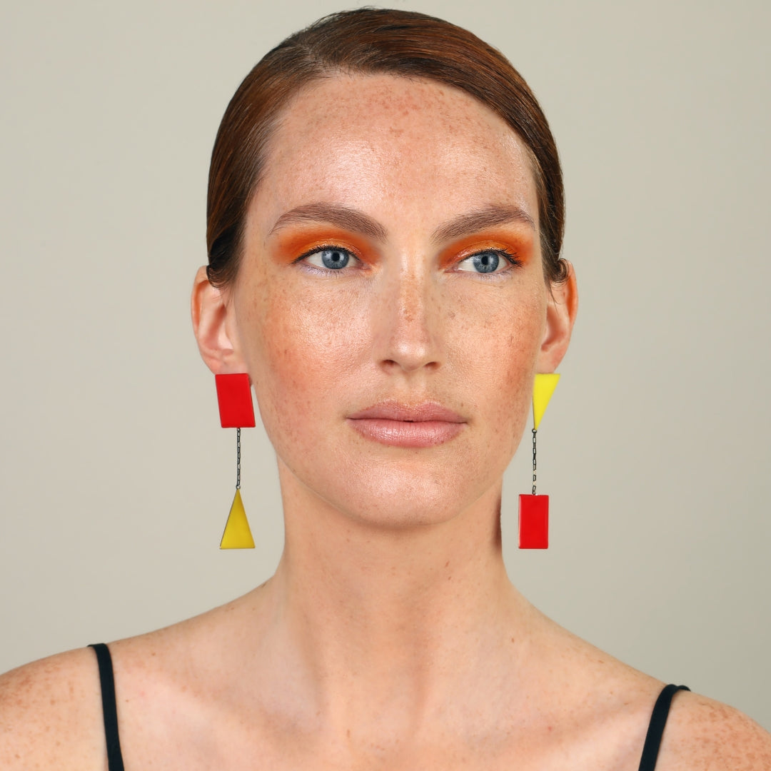 agapi-bau-jewels-boucles-d-oreilles-primaries-iii-jaune-rouge-9-cm image 2