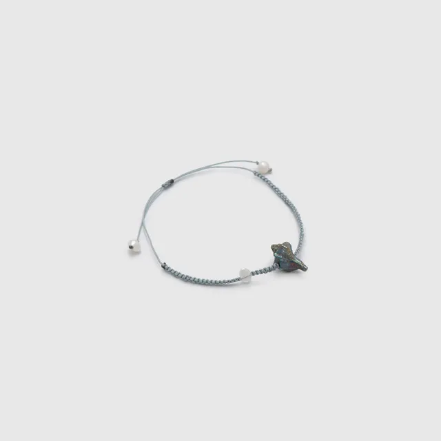 agapi-seastories-seashell-bracelet-macram-bleu-clair image 1