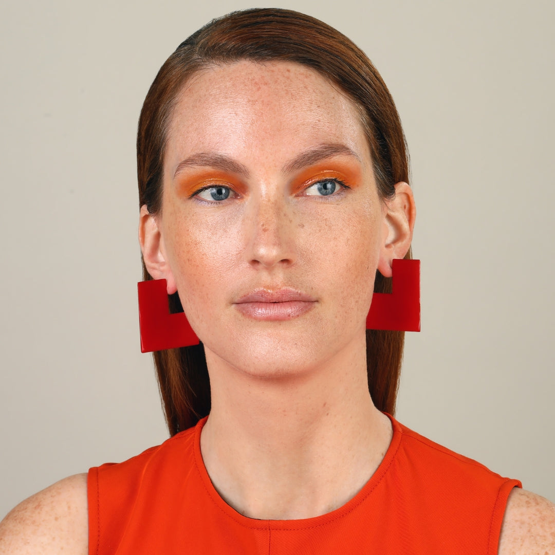 agapi-bau-jewels-mondrian-boucles-carr-es-mail-rouge-noir image 3