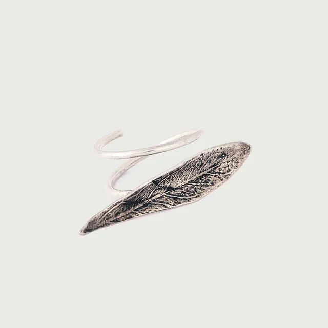 agapi-mediterranean-bague-feuille-olivier-argent-oxyd-ajustable image 1