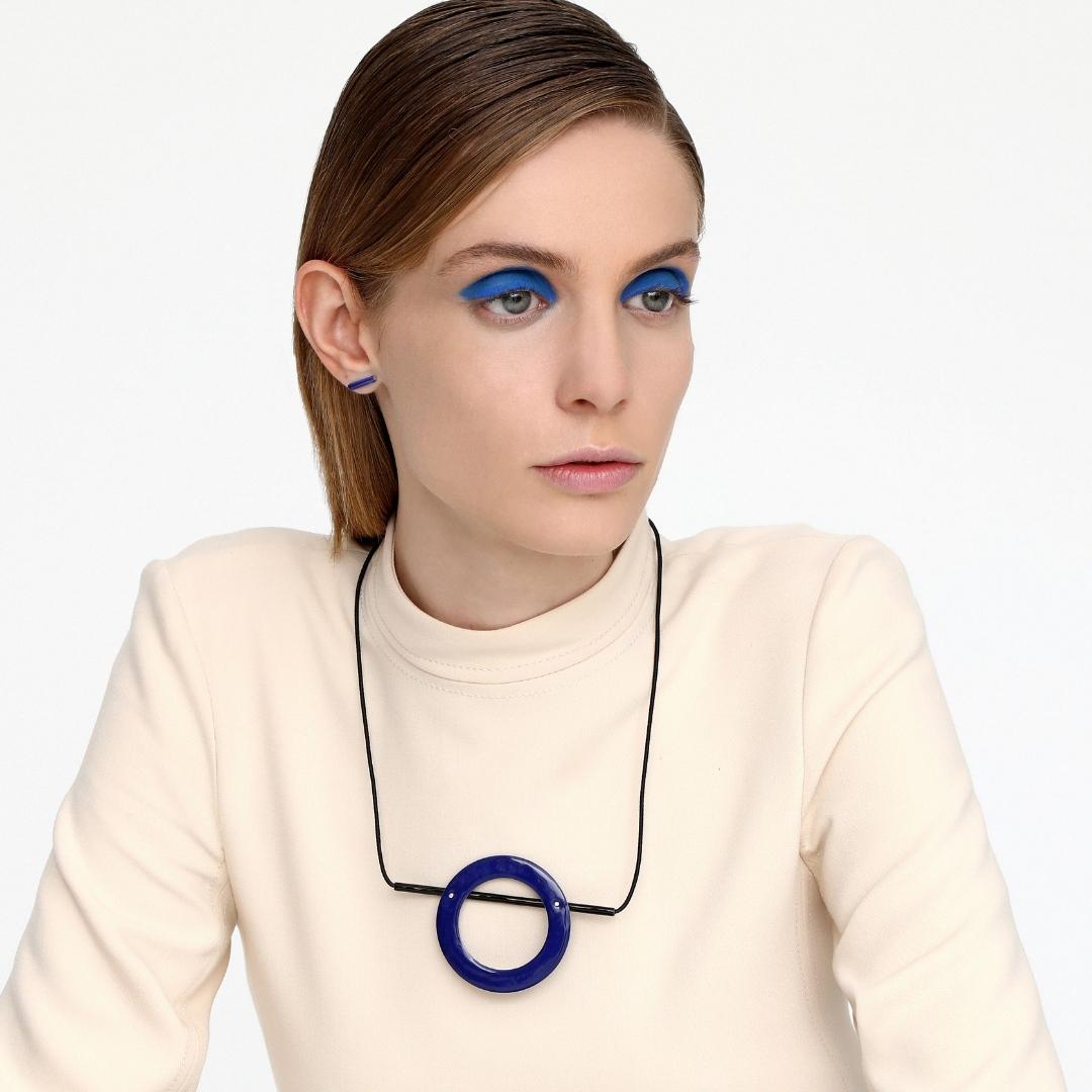 agapi-bau-circle-collier-cordon-bleu-mail-cercle-5-cm image 3