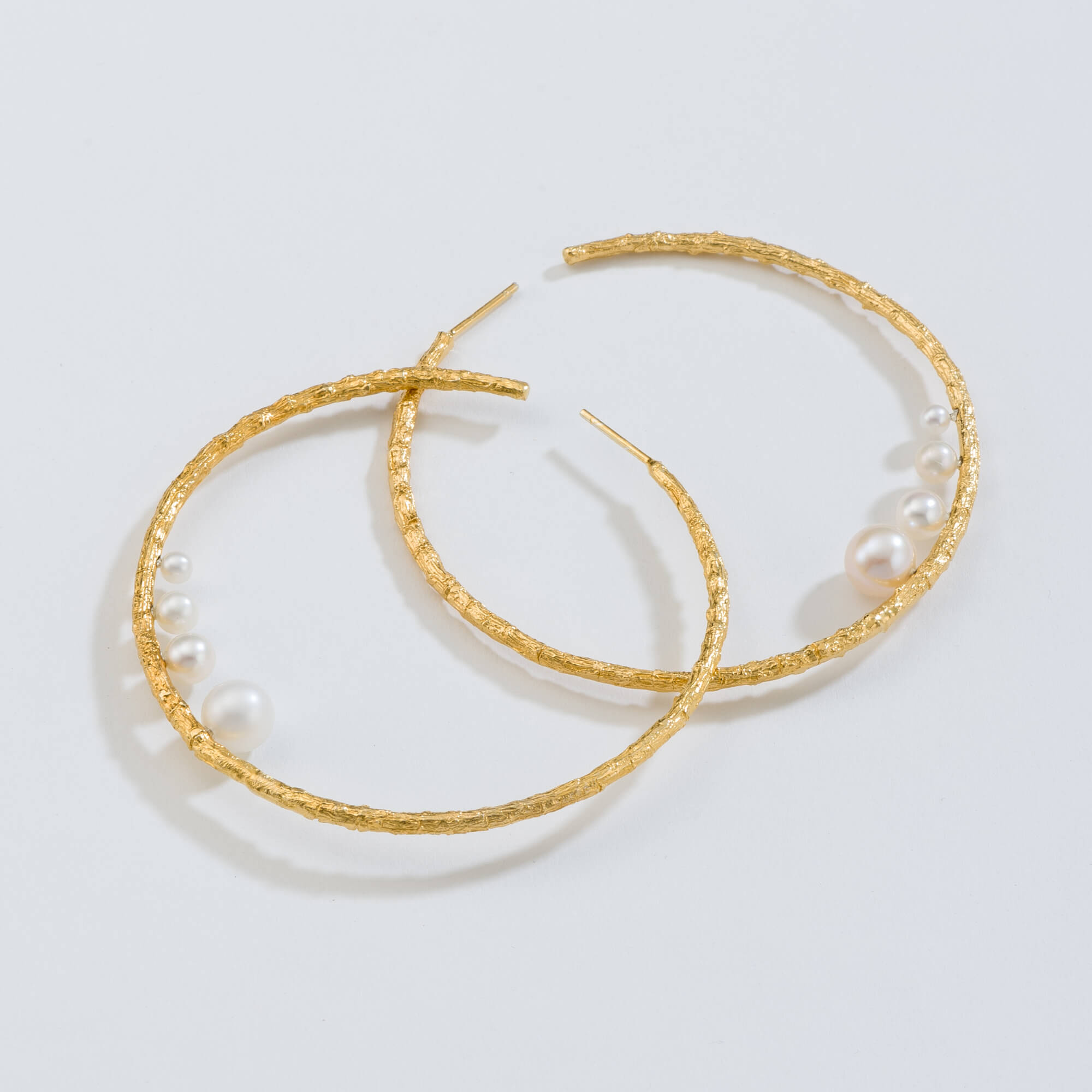 agapi-seastories-large-hoops-boucles-perles-plaqu-or image 3