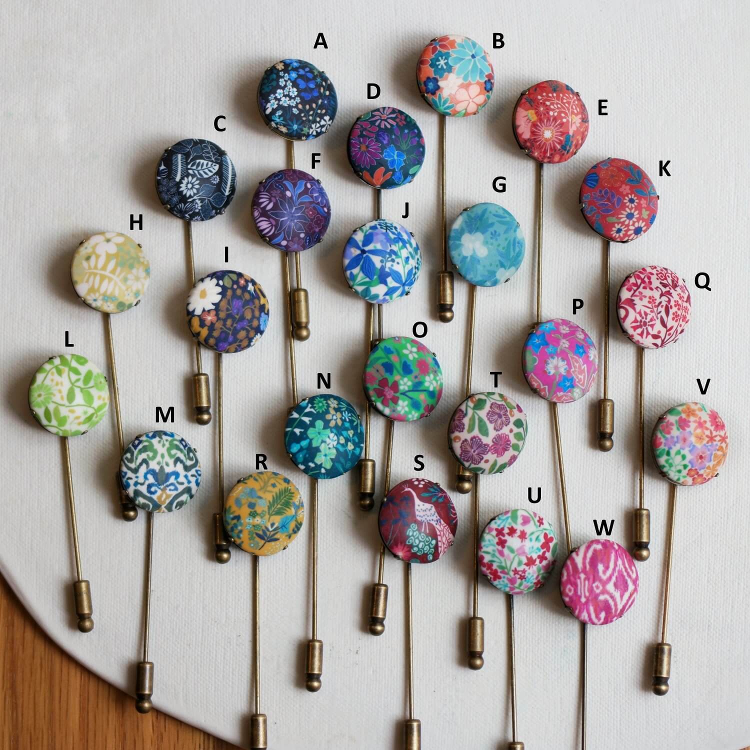 11prunes-fibule-broche-laiton-motif-floral-rond-5-cm image 4