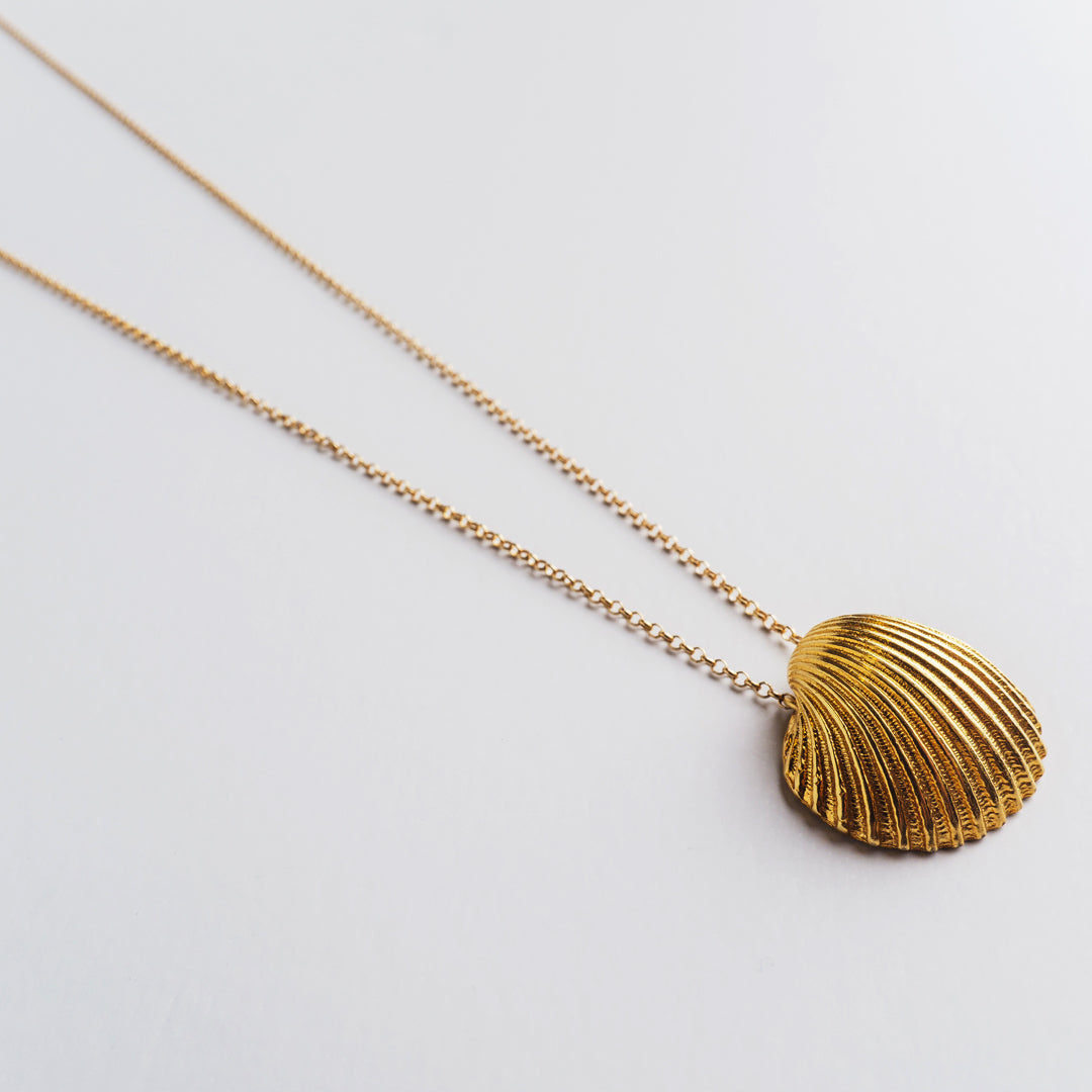 agapi-seastories-grande-oyster-collier-cha-ne-dor-60-cm image 1