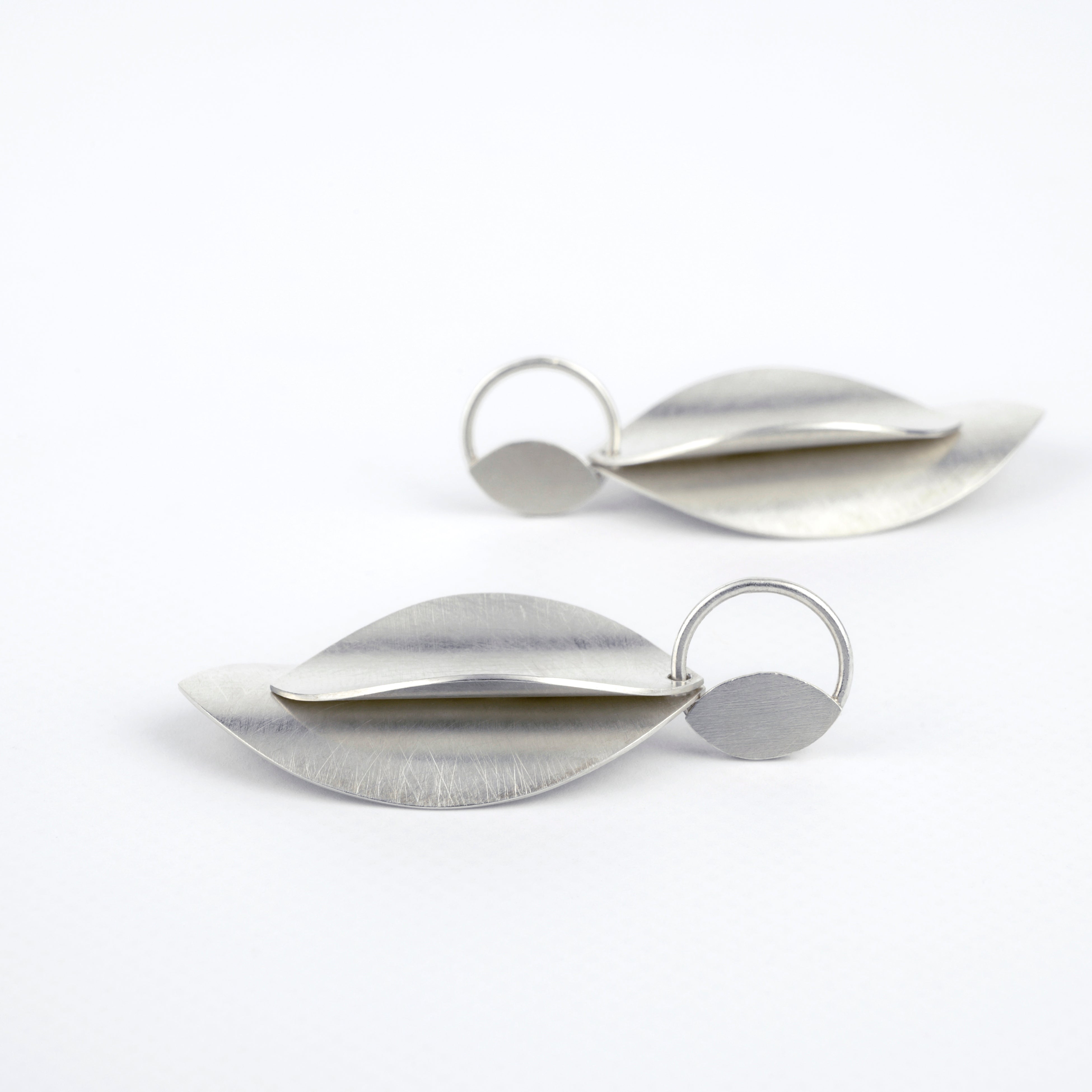 emmanuelle-hamet-dune-boucles-mobiles-argent-grand-mod-le image 1
