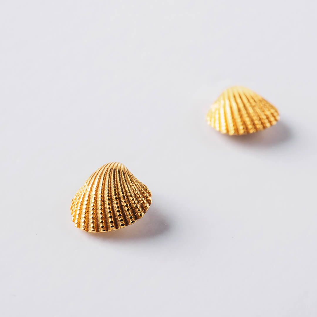 agapi-seastories-petites-puces-hu-tre-dor-es-plaqu-or-argent-925 image 3