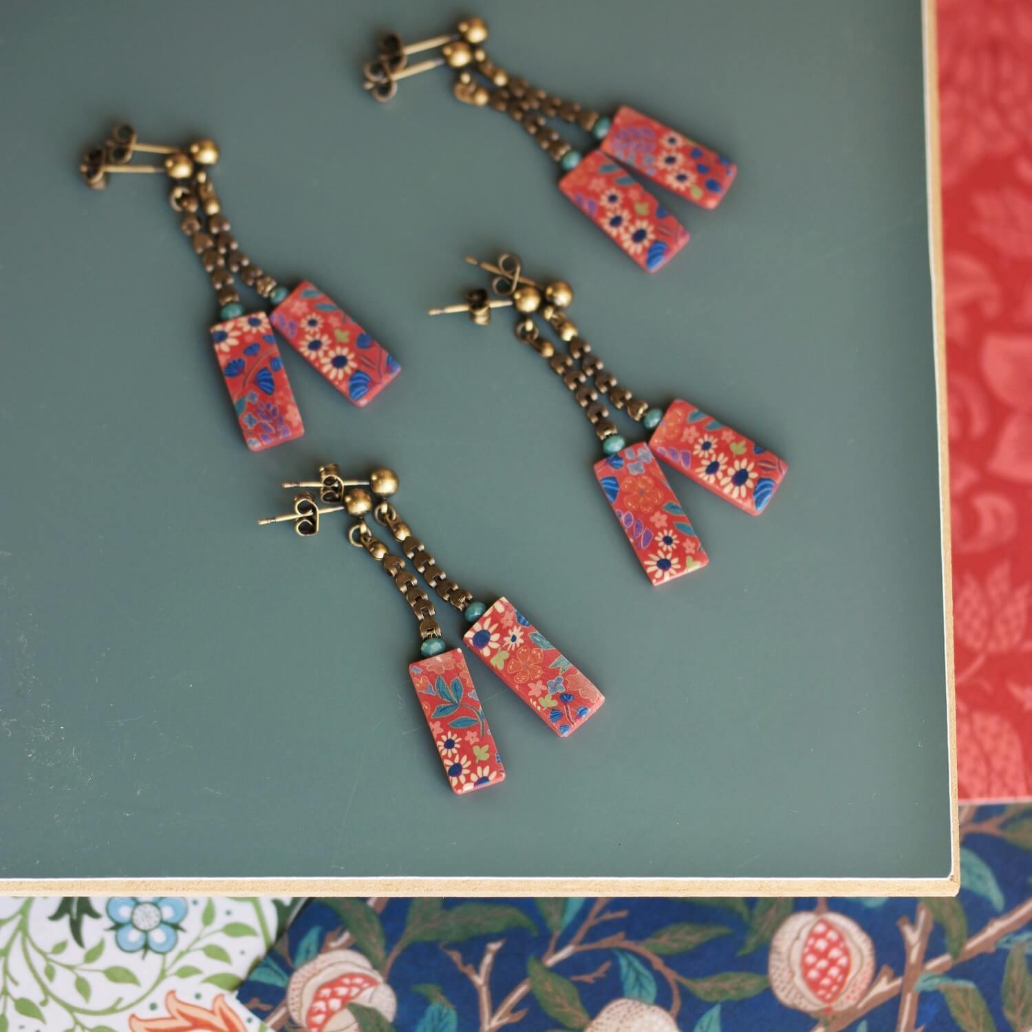 11prunes-hanami-boucles-longues-rouge-brique-floral image 4