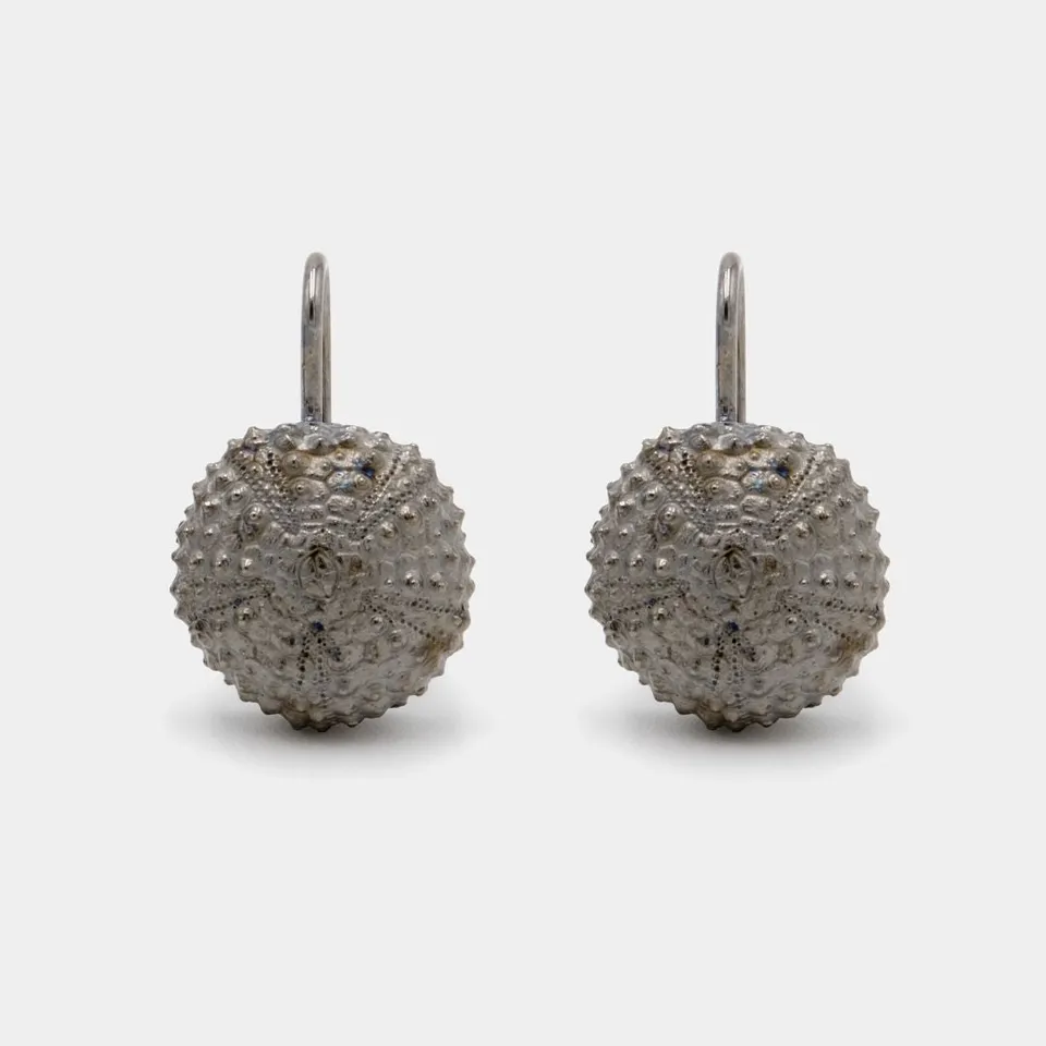 agapi-seastories-urchin-boucles-pendantes-rhodium-noir image 1