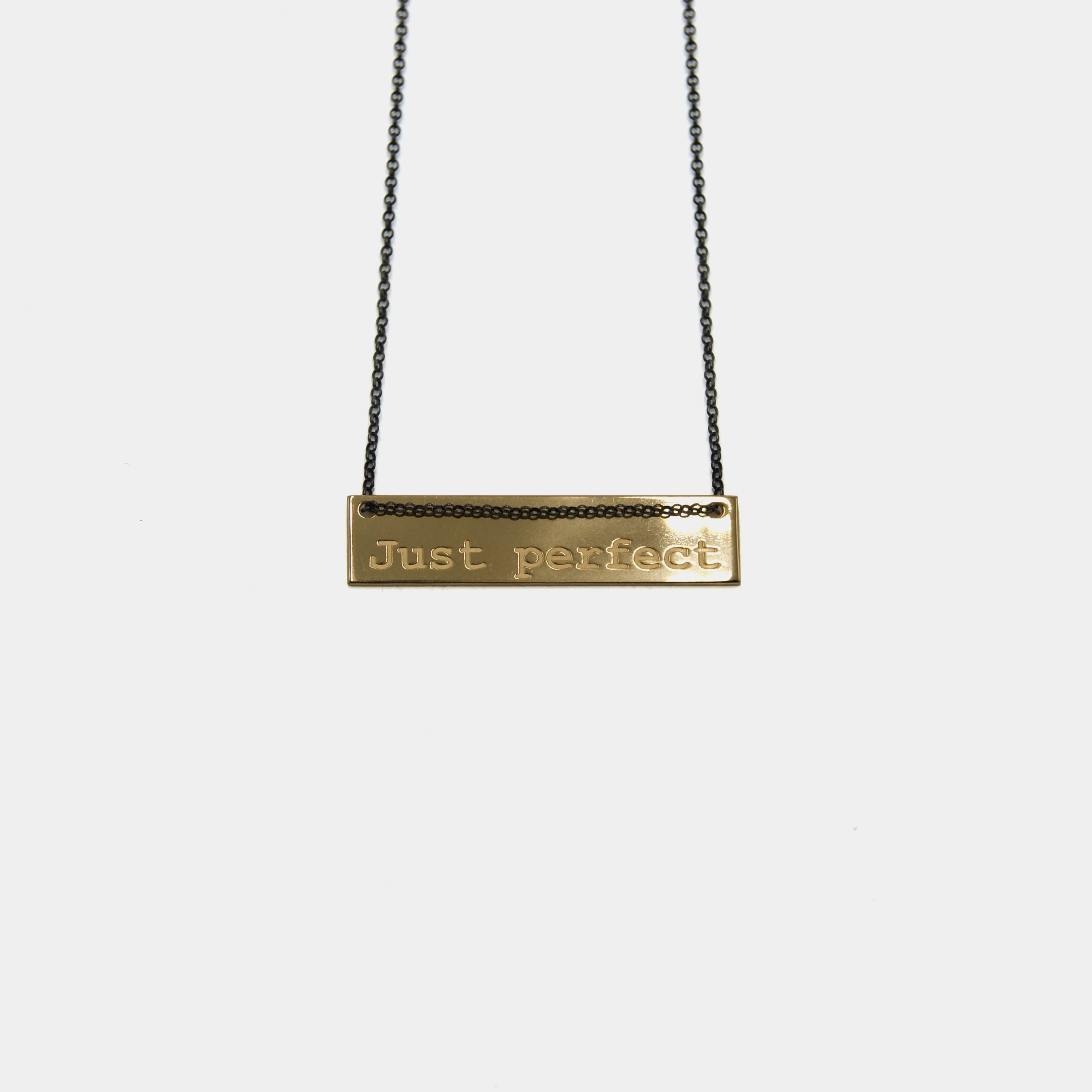 agapi-ids-just-perfect-collier-plaqu-or-42-cm image 1