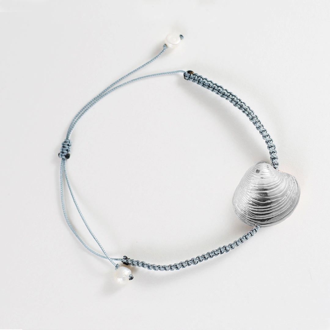 agapi-seastories-palourde-bracelet-macram-argent-bleu image 6