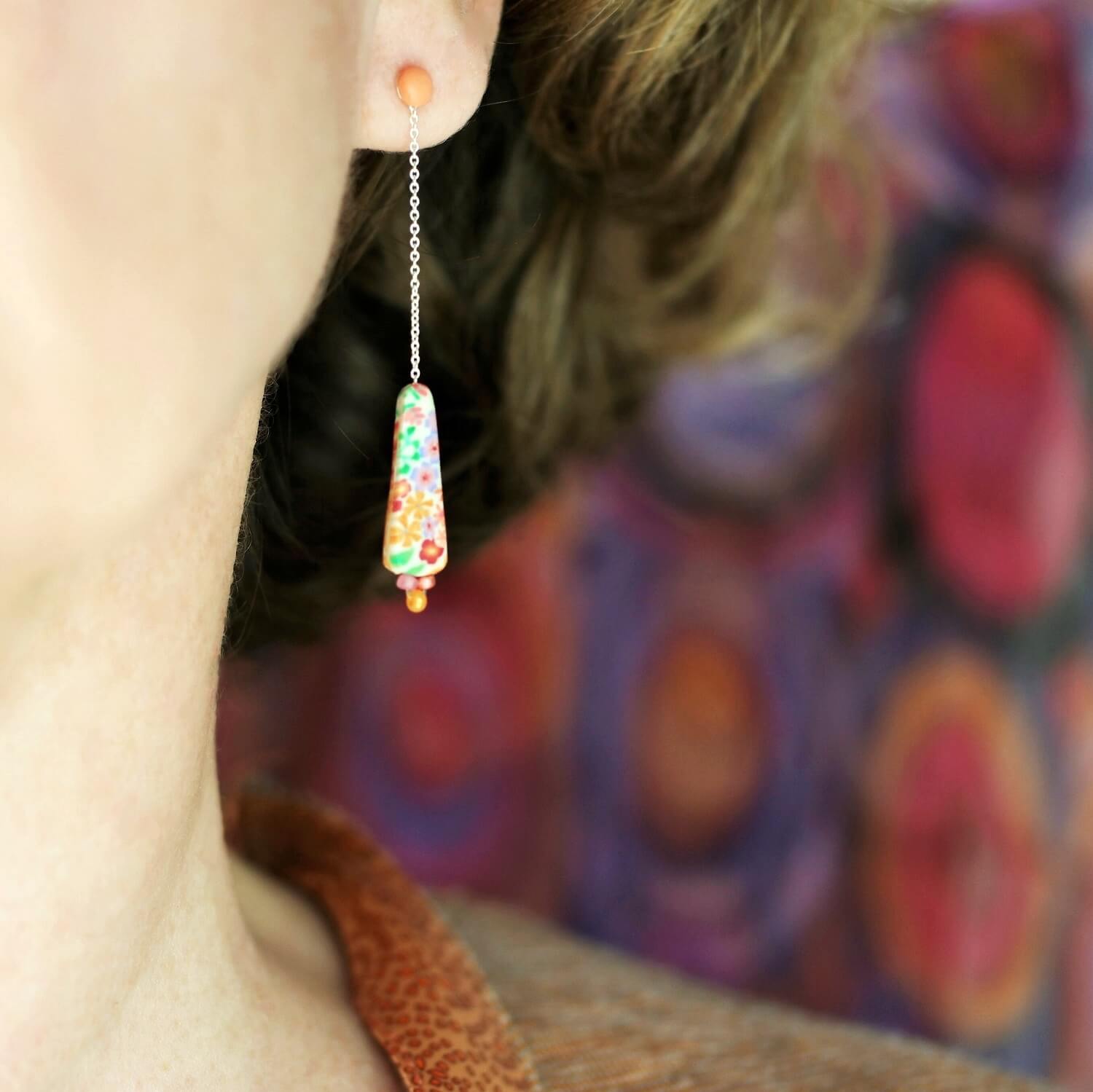 11prunes-lob-lie-boucles-d-oreilles-fines-floral-orange-mauve image 2