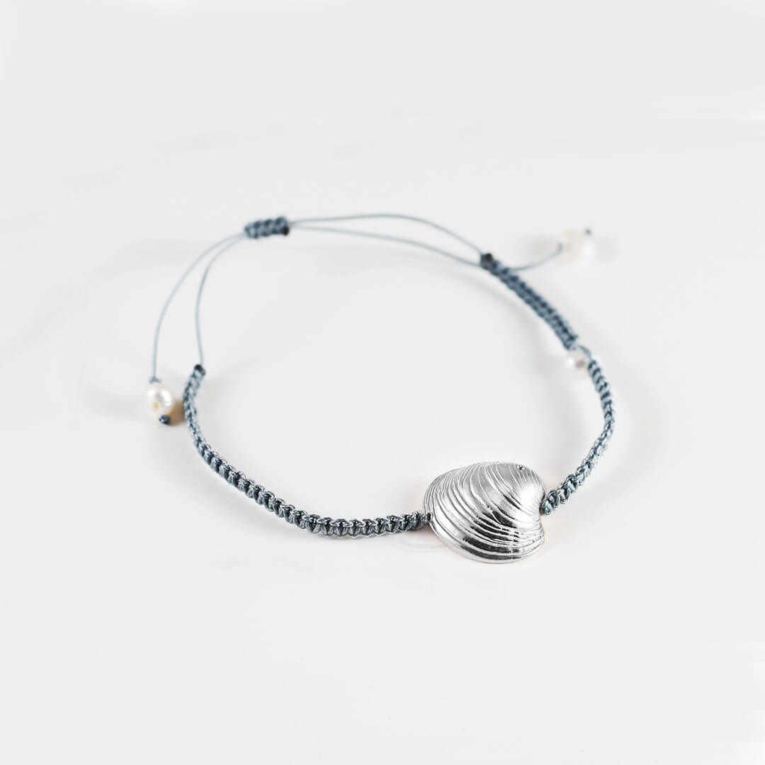 agapi-seastories-palourde-bracelet-macram-argent-bleu image 5