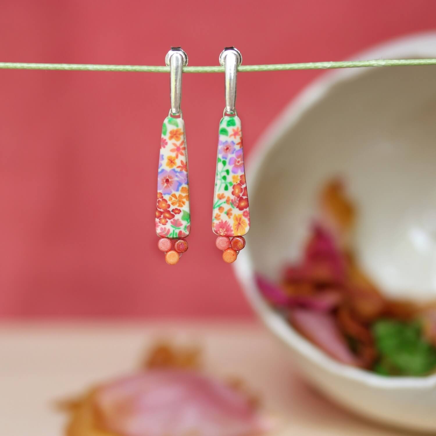11prunes-lob-lie-boucles-d-oreilles-longues-pastel-rose-orange image 3